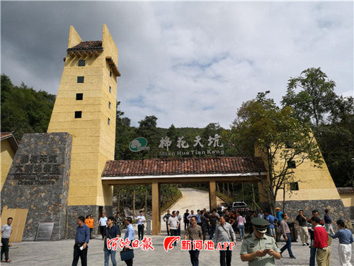 Luocheng devoted to promoting county development