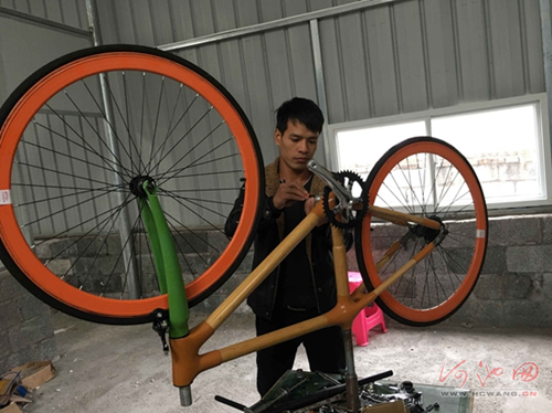 Bamboo bikes put Hechi man on road to success