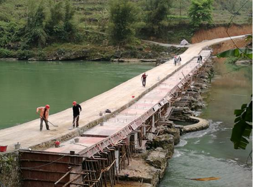 Bridge in Yizhou under renovation