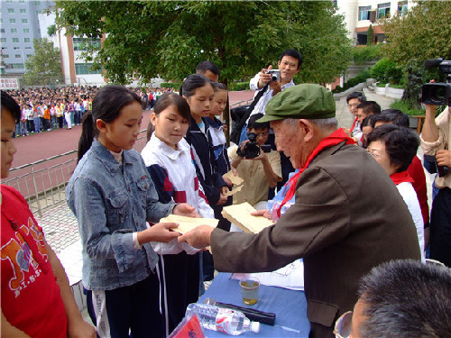 Fighting spirit lives on in Long March veteran