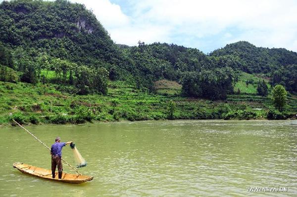 Glimpse of ancient village in Guizhou province