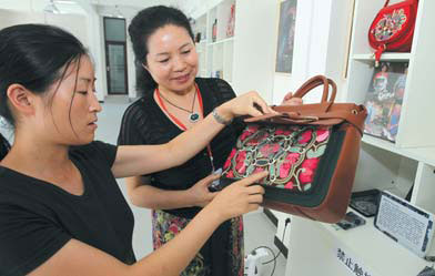 Tourism, rising awareness save folk arts