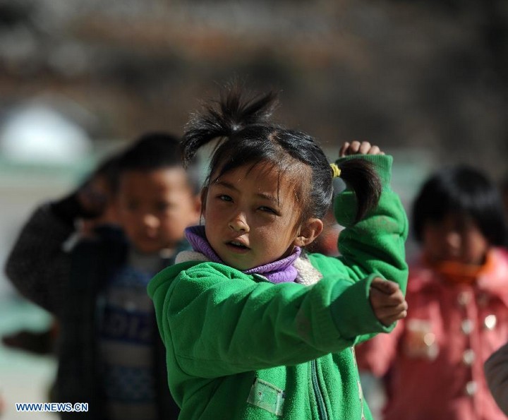 New term starts in shcool in Guizhou's mountainous areas