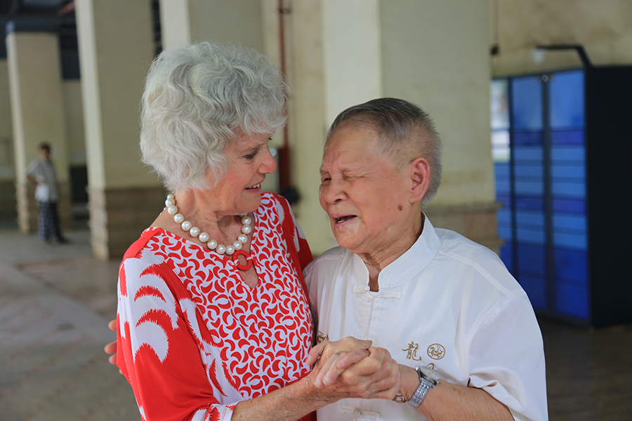 Woman reunited with Chinese rescuer 71 years on