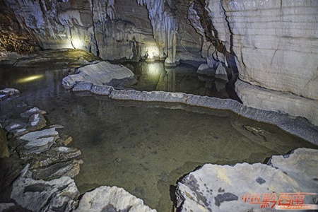 Yijia Cave