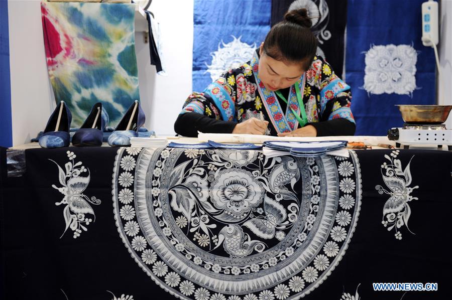 2018 China Intl Folk Crafts and Cultural Products Expo kicks off in Guiyang, SW China's Guizhou