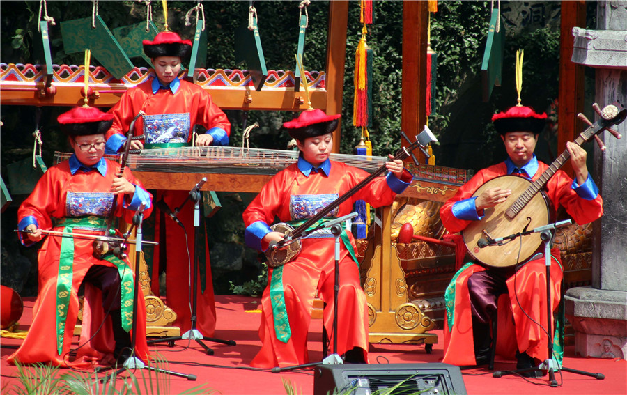 Chinese court music performance held in E China's Jiangsu