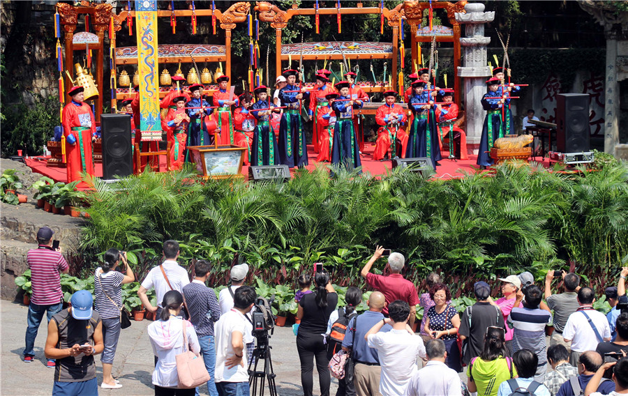 Chinese court music performance held in E China's Jiangsu