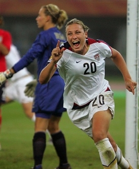 US beats England to gain World Cup semis