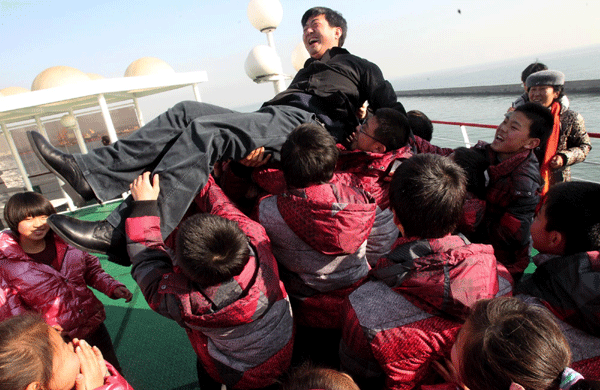 Adopted children get ferry trip to South Korea