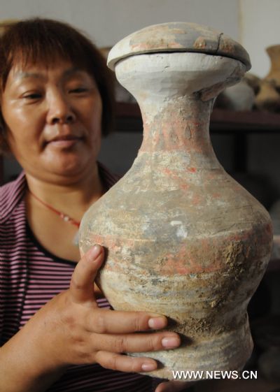 Antiques of Warring States unearthed in Hebei