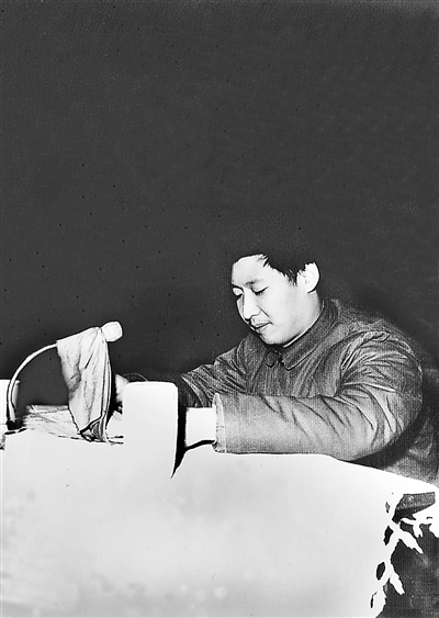 Paper spotlights President Xi's early work