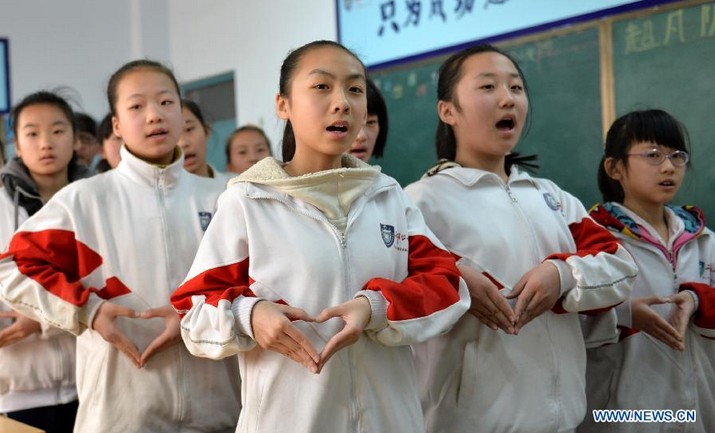 Students celebrate upcoming Int'l Women's Day in China's Hebei