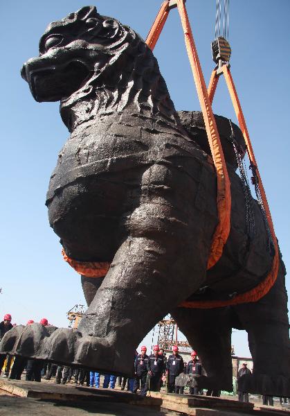 1,058-year-old hollow iron lion duplicated in Cangzhou City