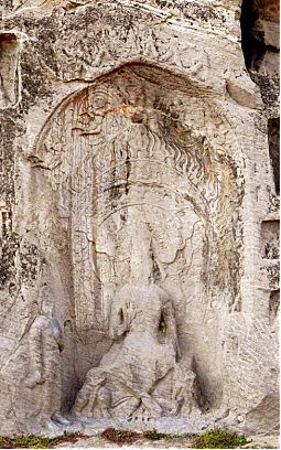 ABCs of Longmen: The earliest cross-ankled Maitreya Buddha in Longmen