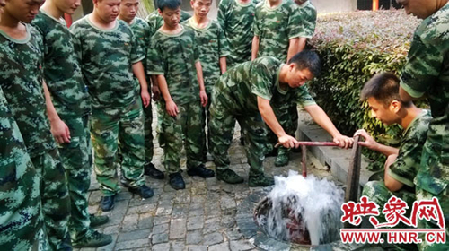 Nanyang conducts firefighting emergency drill at Temple of Marquis