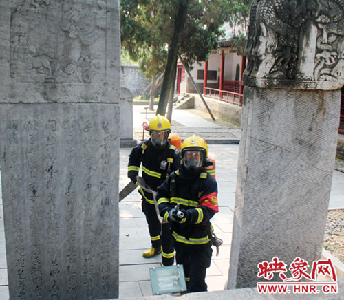 Nanyang conducts firefighting emergency drill at Temple of Marquis