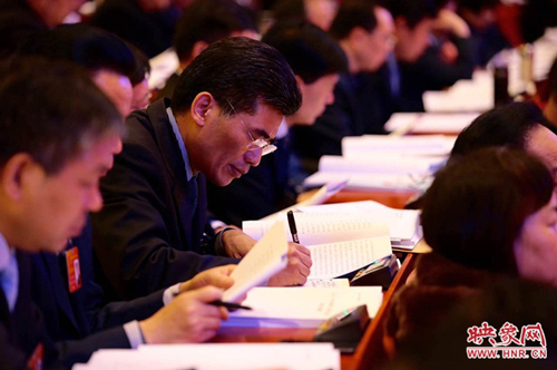 People's Congress session opens in Henan province