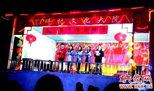 Mountain villagers in high spirits at Spring Festival gala