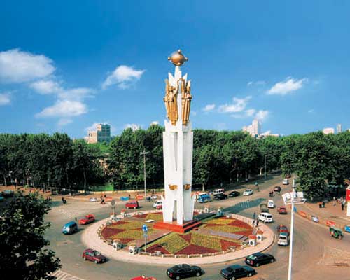 City flower and city sculpture