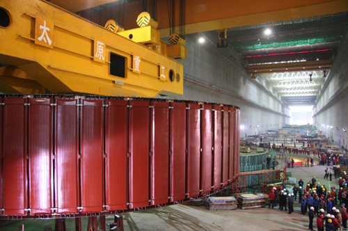 Electromechanical Equipment Installation in the Three Gorges Water Conservancy Project (China)