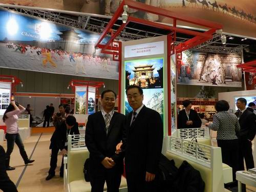 Hubei delegation attends intl tourism fair