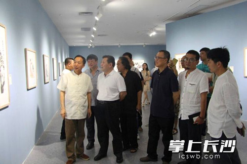 Freehand painting exhibition opens in Changsha