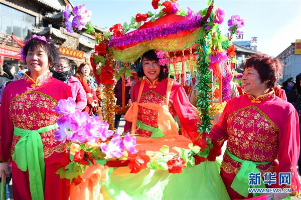 North China 'club fire' performance for Lantern Festival