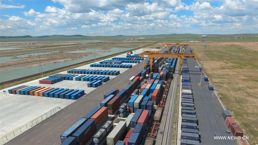 Railway trade rises by 2% year on year in first 5 months in Manzhouli