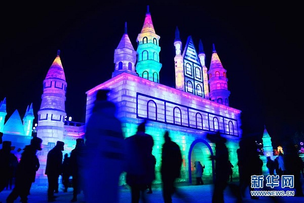 Ice and snow festival entertains Arxan city