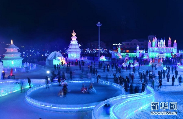 Ice and snow festival entertains Arxan city