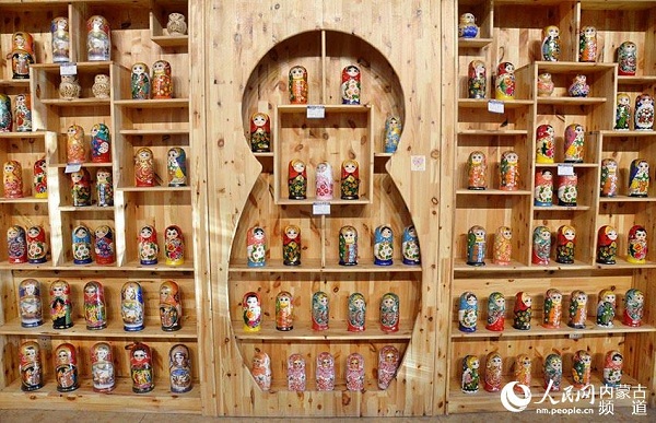 Discover matryoshka dolls in Manzhouli
