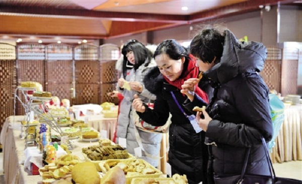 Discover matryoshka dolls in Manzhouli