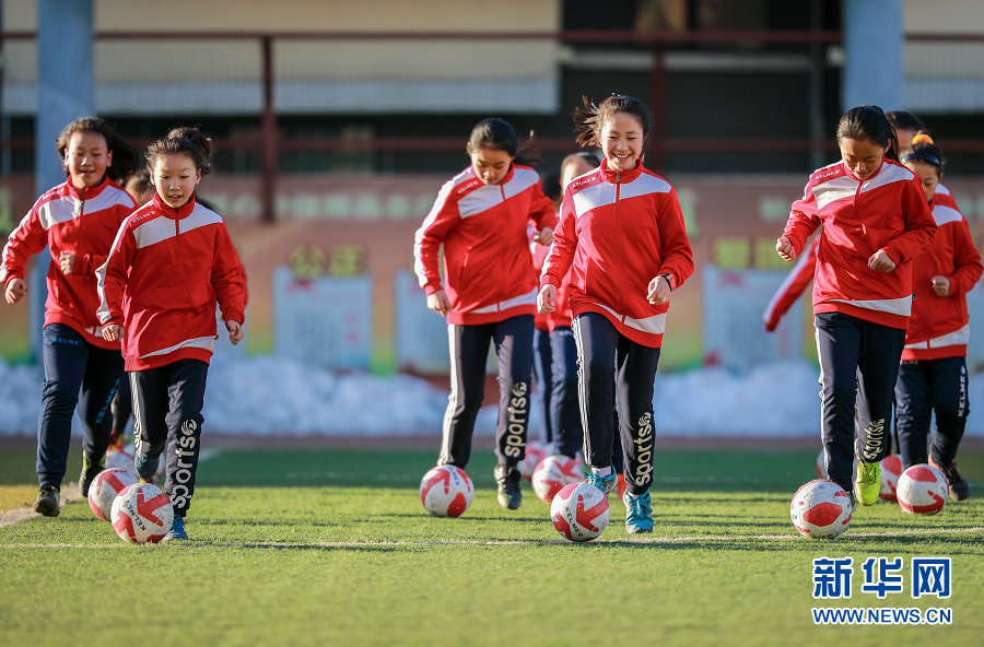Hohhot girls enjoy soccer training
