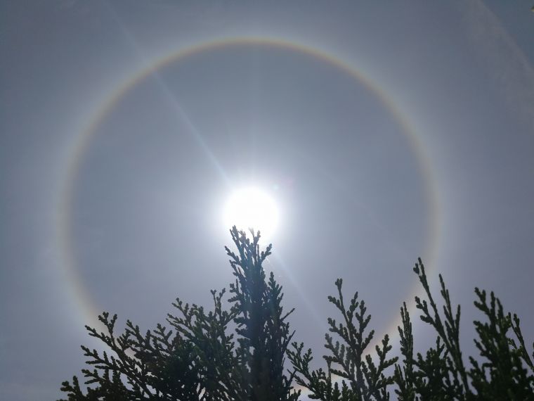 Solar halo appears over Ordos