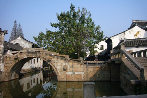 Zhouzhuang: China's first water-town