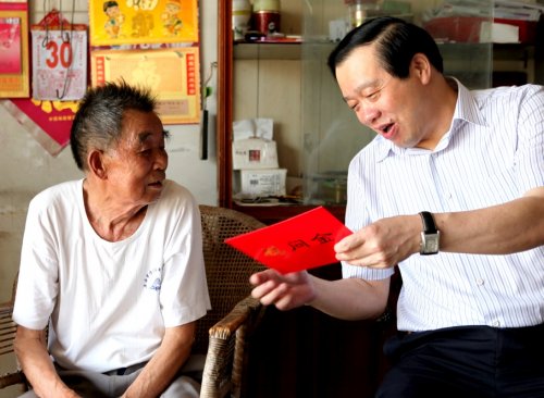 Old Party member celebrates birthday with the Party