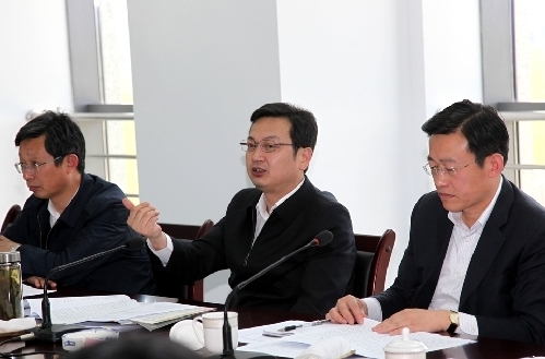 Nantong mayor promotes more opening up in bonded zone