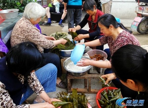 Zongzi-making at NETDA Neighborhood Festival