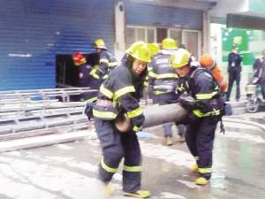 Quick response to store fire