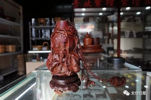 Redwood carver in Taicang named provincial talented person