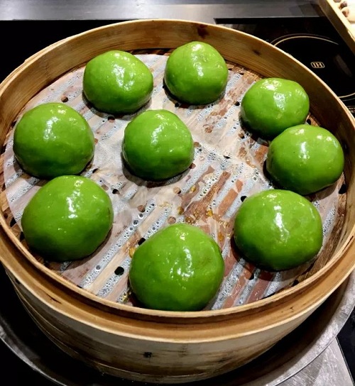 One-year waiting for green rice balls