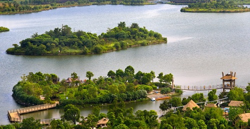 Jincang Lake Park