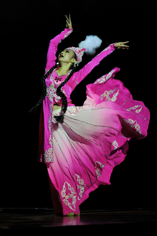 Zhang Yashu – Dance with the wind