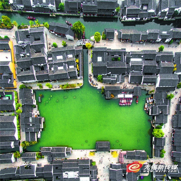 Bird's-eye view of colorful landscape in Wuxi