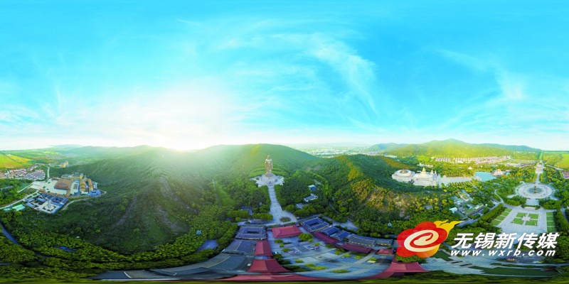 A panorama view of Wuxi splendor