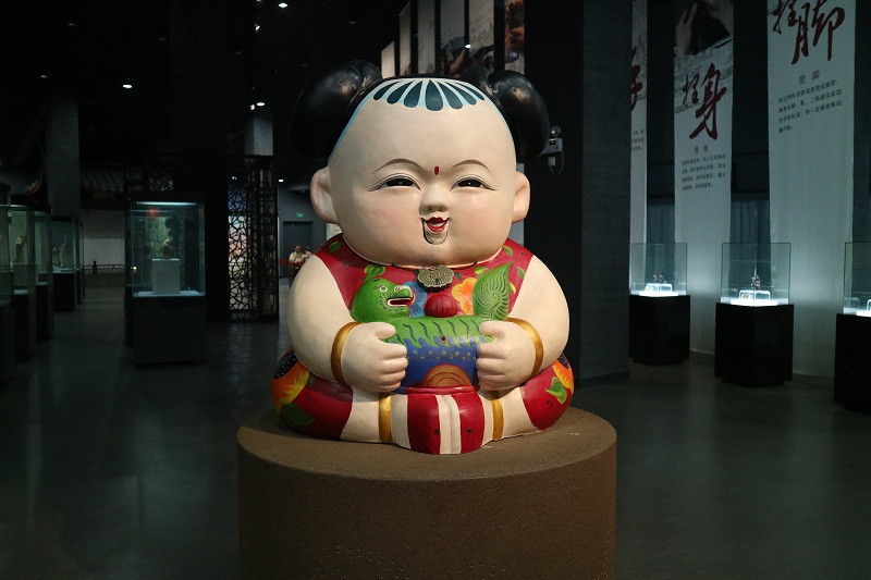 Cheng Jianzhong: inheritor of Huishan Clay Figurines