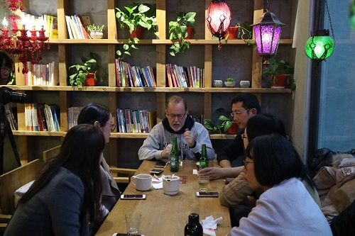 Tang Lei: enjoying helping others