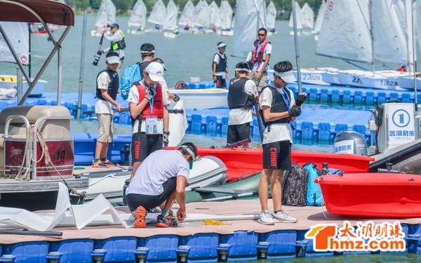 Youth sailing competition held in Wuxi