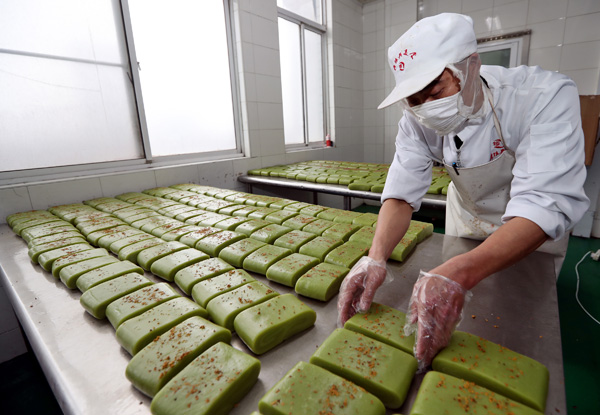 Traditional rice cakes add to festive atmosphere